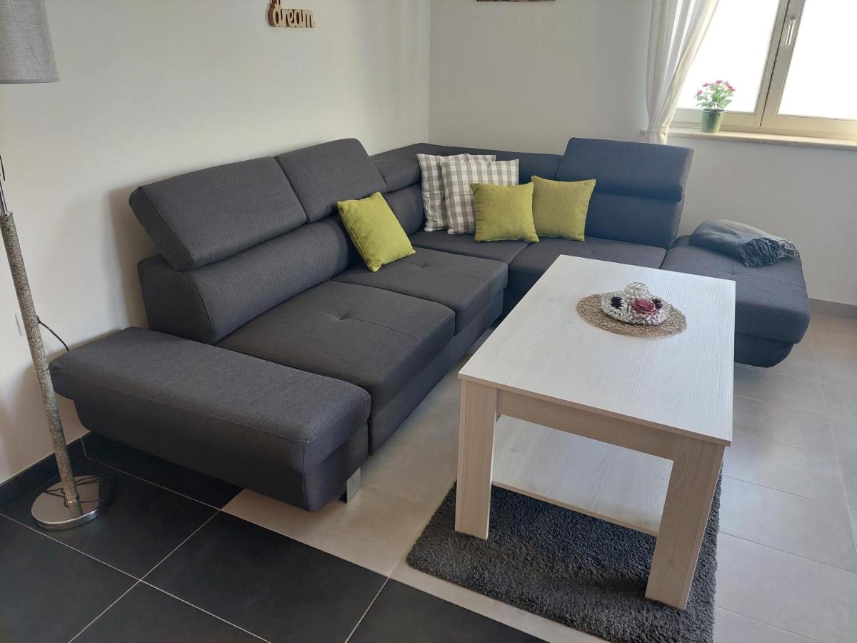 Gavza Sky View Apartment Cres
